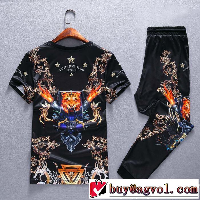 VERSACE 雑誌掲載 上下セット2019春夏トレンドアイテム ヴェルサーチ 半袖 まずは定番！人気アイテム