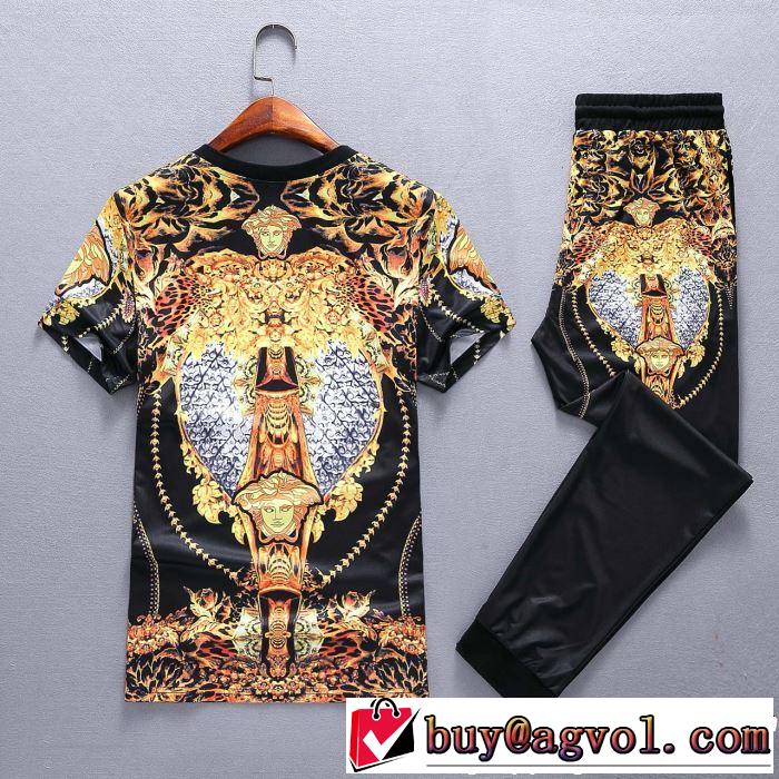 今シーズン注目のデザイン VERSACE ヴェルサーチ半袖 上下セット2019SSのトレンド商品