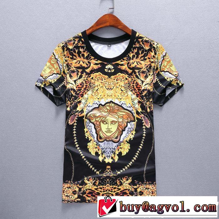 今シーズン注目のデザイン VERSACE ヴェルサーチ半袖 上下セット2019SSのトレンド商品