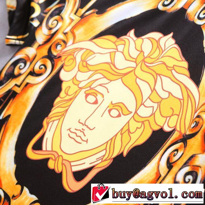 人気商品 ヴェルサーチ VERSACE 半袖 上下セット【2019春夏】最新コレクション