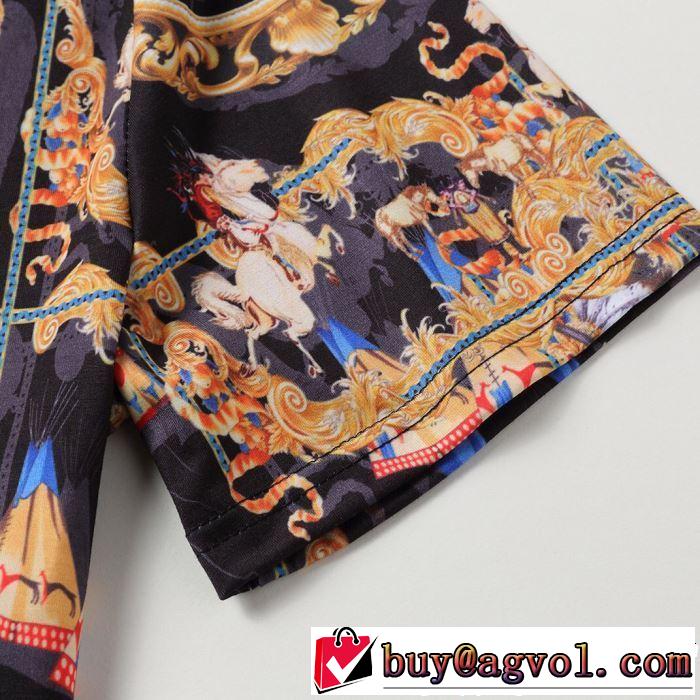 半袖Tシャツ 2019春夏トレンドアイテム 今期のトレンド定番アイテム VERSACE ヴェルサーチ