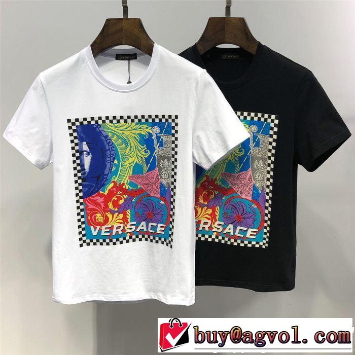 夏の王道　適度な上品さ 2019春夏も引き続きトレンド VERSACE ヴェルサーチ 半袖Tシャツ 2色可選