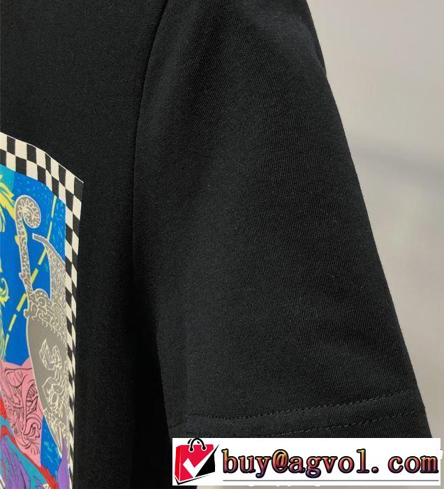 夏の王道　適度な上品さ 2019春夏も引き続きトレンド VERSACE ヴェルサーチ 半袖Tシャツ 2色可選