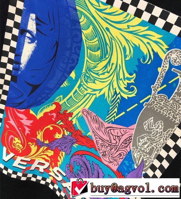 夏の王道　適度な上品さ 2019春夏も引き続きトレンド VERSACE ヴェルサーチ 半袖Tシャツ 2色可選