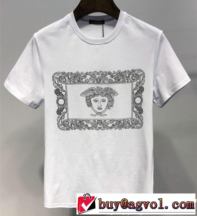 爽やかすぎない大人の印象に 2019年の夏のマスト VERSACE ヴェルサーチ 半袖Tシャツ 2色可選