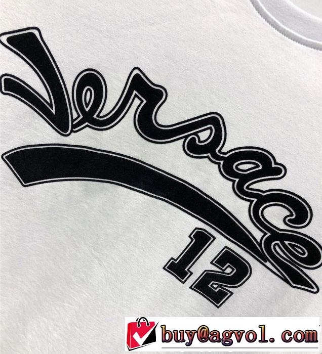 半袖Tシャツ 2色可選 2019春夏も引き続き人気セール スタイルアップ効果 VERSACE ヴェルサーチ