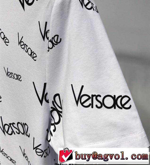 上品な涼やかさある印象に 2019春夏のトレンド新商品 VERSACE ヴェルサーチ 半袖Tシャツ 2色可選