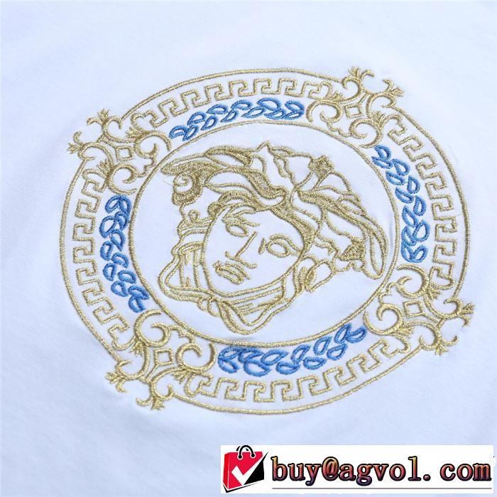 2019春夏人気トレンドアイテム 特に夏は人気アイテム VERSACE ヴェルサーチ 半袖Tシャツ 2色可選