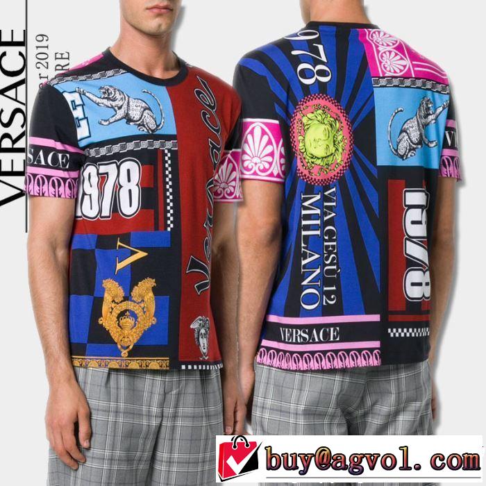 ぜひ今年のトレンドをチェック VERSACE ヴェルサーチ 半袖Tシャツ 【2019年】夏のファッション
