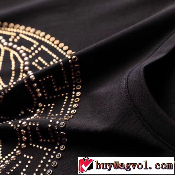 春夏らしい華やか 半袖Tシャツ  VERSACE ヴェルサーチ 2色可選 【2019春夏】最新コレクション
