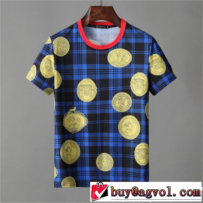 清涼感とカジュアルスタイル 2019年の春夏に着たい VERSACE ヴェルサーチ 半袖Tシャツ