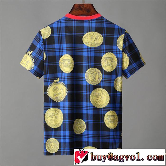 清涼感とカジュアルスタイル 2019年の春夏に着たい VERSACE ヴェルサーチ 半袖Tシャツ