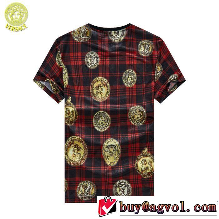 さわやか夏スタイル新品 半袖Tシャツ VERSACE ヴェルサーチ おしゃれな夏ファッション2019