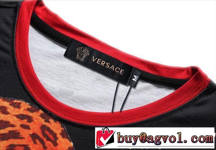 注目度が高まり最新コレクション 2019春夏も引き続き人気セール VERSACE ヴェルサーチ 半袖Tシャツ