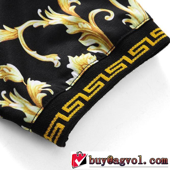 2019春夏の大注目トレンド ヴェルサーチVERSACE 2色可選 Tシャツ/半袖 いろいろ選べる