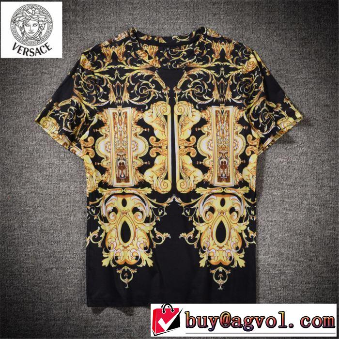 Tシャツ/半袖  ヴェルサーチ人気モデル愛用 2019年夏の一押しファッションアイテム VERSACE