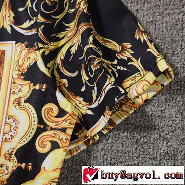 Tシャツ/半袖  ヴェルサーチ人気モデル愛用 2019年夏の一押しファッションアイテム VERSACE
