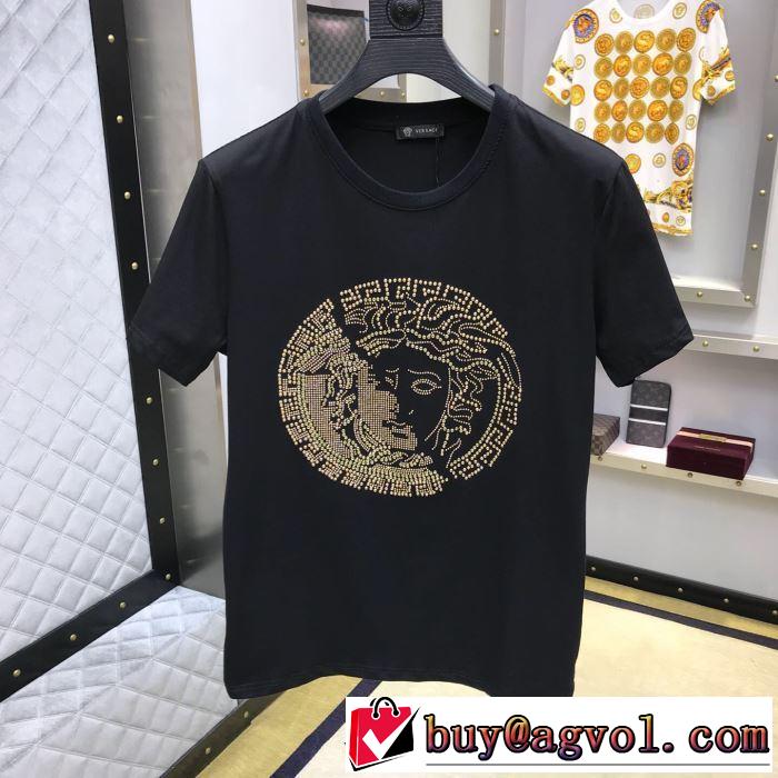 毎年トレンドアイテムが出る  Tシャツ/半袖  2019SS  ヴェルサーチこの夏絶対欲しい  VERSACE