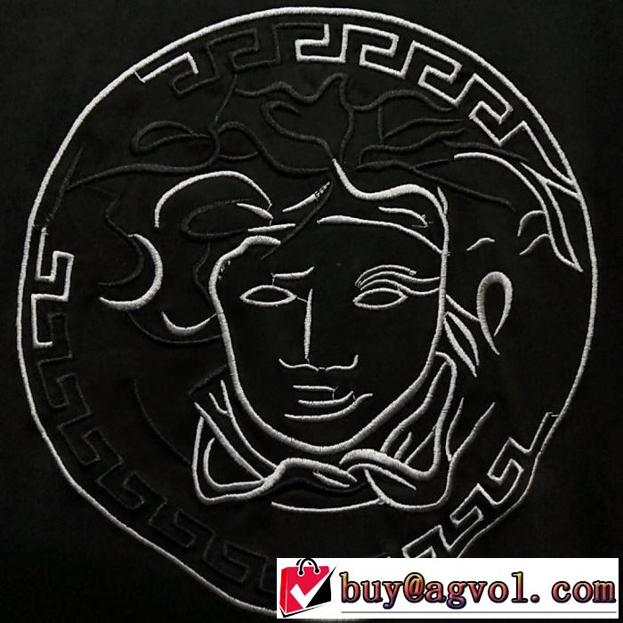 安心と信頼のお取引 ヴェルサーチ2019春夏の大注目トレンド  VERSACE Tシャツ/半袖