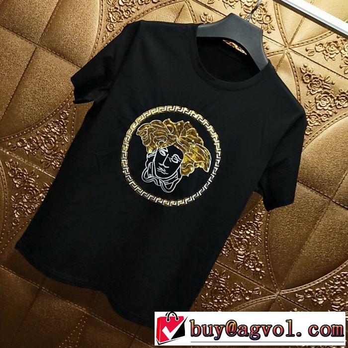 ヴェルサーチ注目度が高まり最新コレクション VERSACE Tシャツ/半袖  この夏絶対欲しい
