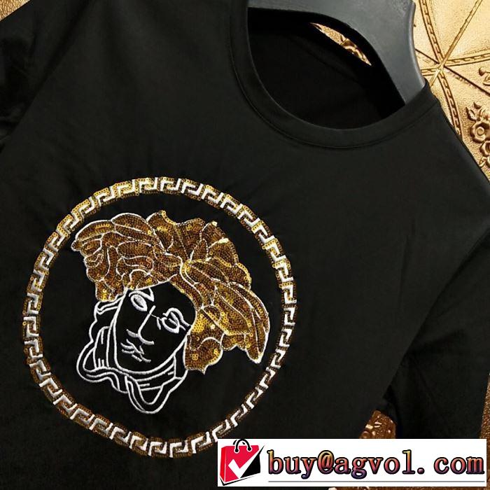ヴェルサーチ注目度が高まり最新コレクション VERSACE Tシャツ/半袖  この夏絶対欲しい