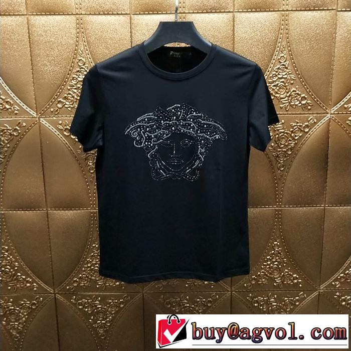 今年は大きめの新作がトレンドVERSACE Tシャツ/半袖 ヴェルサーチ2019年春夏シーズンの人気