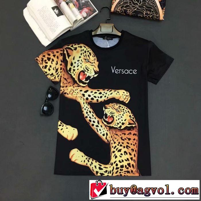 2019春夏の大注目トレンド VERSACE Tシャツ/半袖 ヴェルサーチ大人の色味  今年大人気