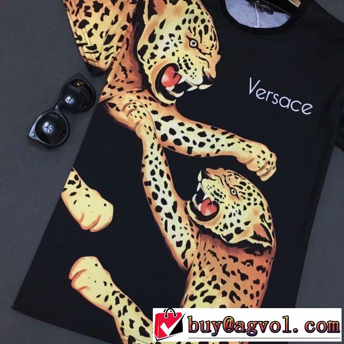 2019春夏の大注目トレンド VERSACE Tシャツ/半袖 ヴェルサーチ大人の色味  今年大人気