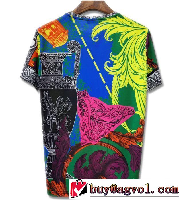 大人の色味 ヴェルサーチ夏のコーデにぴったり VERSACE Tシャツ/半袖 2019限定 男性に人気