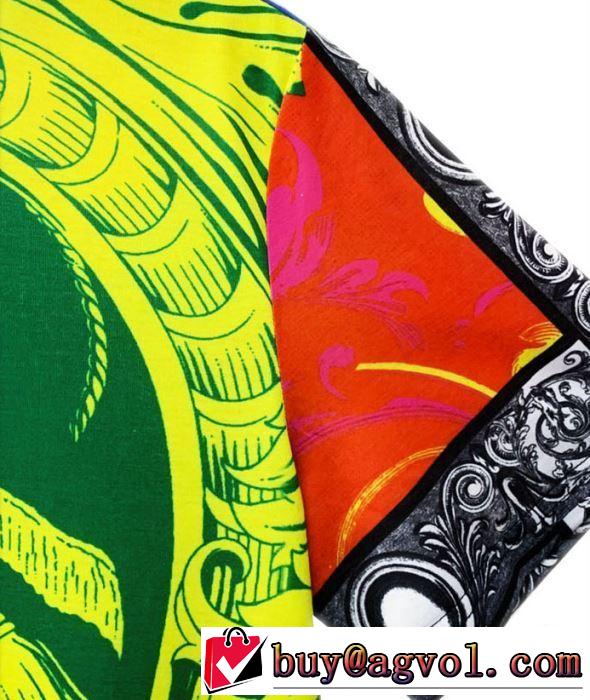 大人の色味 ヴェルサーチ夏のコーデにぴったり VERSACE Tシャツ/半袖 2019限定 男性に人気