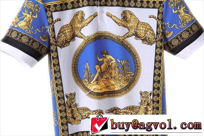 2019年春夏シーズンの人気 ヴェルサーチ 今流行りの最新コレクション VERSACE Tシャツ/半袖