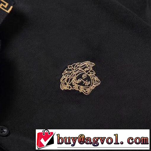 3色可選  ヴェルサーチVERSACE 主張性もカジュアルさ Tシャツ/半袖  《2019年》今、注目のストリート