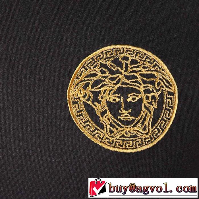 Tシャツ/半袖   2色可選 ヴェルサーチVERSACE  《2019年》今、注目のストリート 優しい雰囲気スタイリッシュに