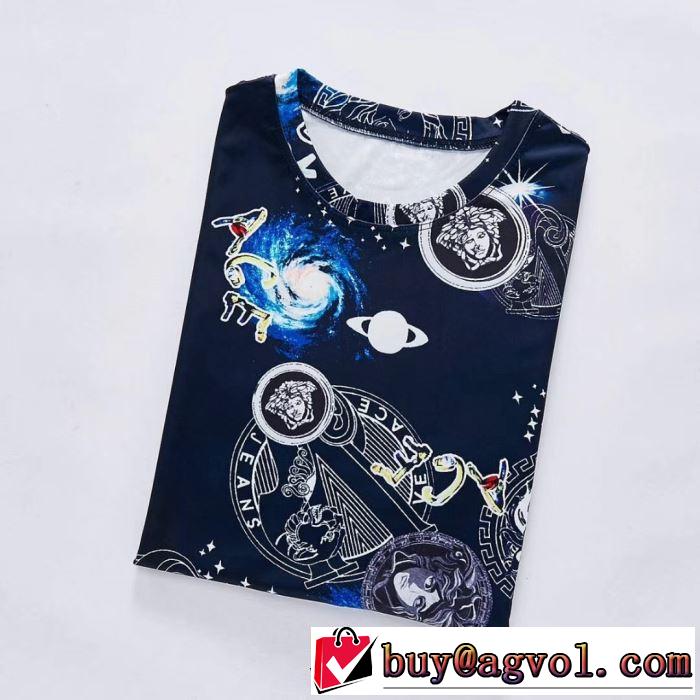 Tシャツ/半袖 キレイめ感が強い ヴェルサーチ2019年夏の一押しファッションアイテム VERSACE