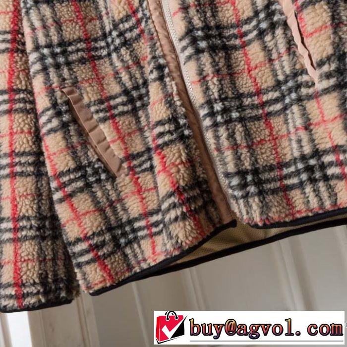 バーバリー 大胆なチェックの人気トレンド BURBERRY 秋服コーデ2019年版 ハーフコート 秋にはやる最新作を先取り