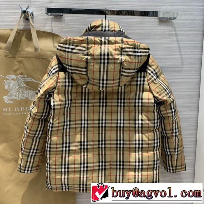秋にこれがはやりそう バーバリー BURBERRY 注目の秋ファッション一番 ハーフコート 2019秋冬トレンド押さえておきたい