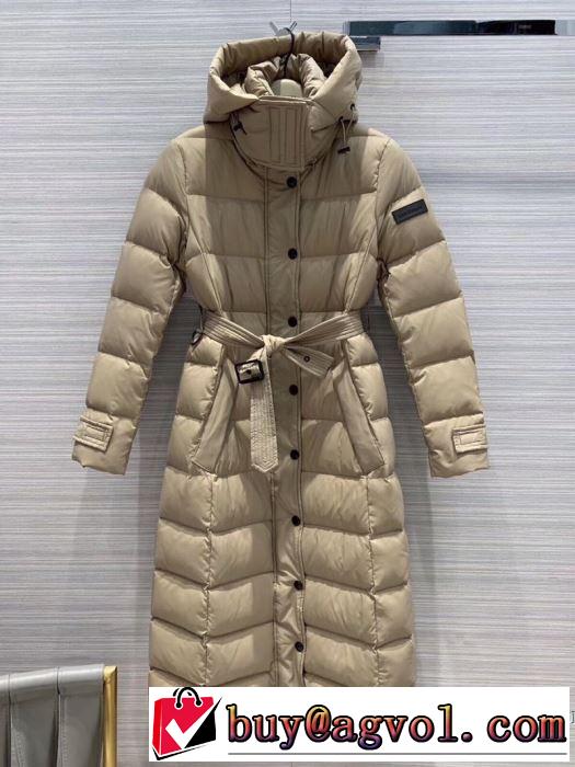 バーバリー BURBERRY 最新秋冬トレンドをチェック！2019-20秋冬 2色可選 絶対おさえるべきカラーと最新 ダウンジャケット やっぱり優しい色