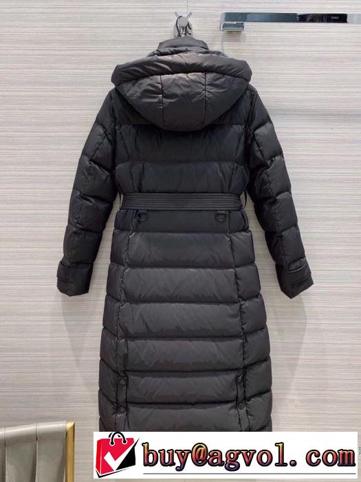 バーバリー BURBERRY 最新秋冬トレンドをチェック！2019-20秋冬 2色可選 絶対おさえるべきカラーと最新 ダウンジャケット やっぱり優しい色