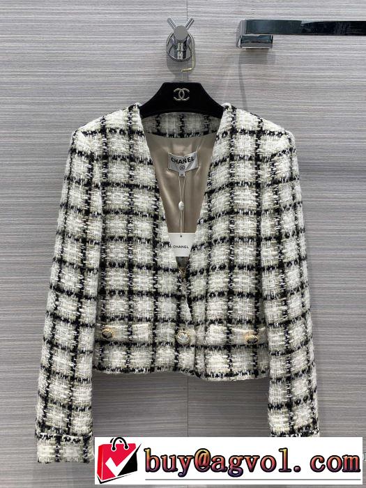 秋服コーデ2019年版 ブランド コピー 大胆なチェックの人気トレンド 上下セット 秋にはやる最新作を先取り