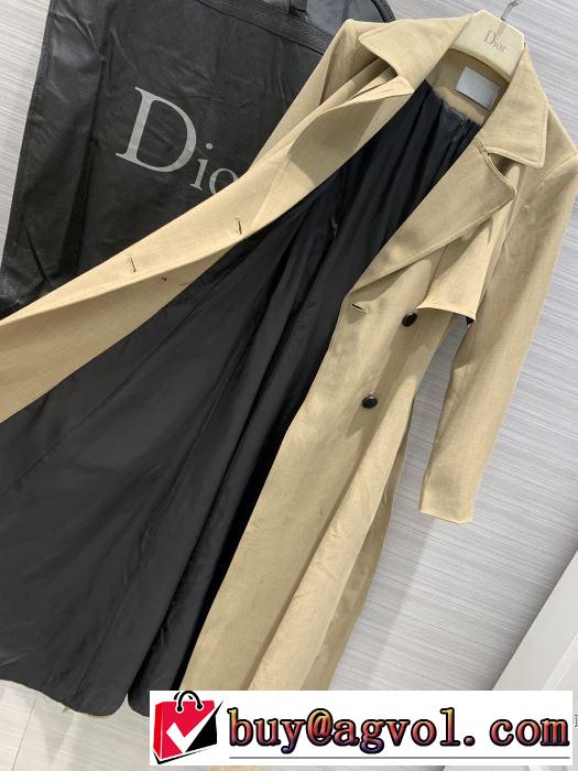 ダスター コートやっぱり優しい色  ディオール 【2019秋冬トレンド】押さえておきたい DIOR  サイズのよさを感じる新作
