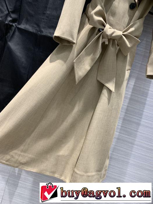 ダスター コートやっぱり優しい色  ディオール 【2019秋冬トレンド】押さえておきたい DIOR  サイズのよさを感じる新作