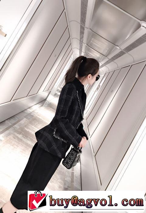 DIOR  ファッション上級者向け ディオール 素敵続くトレンド 2019秋冬トレンドデザイン  スカート 人気の秋冬新作再登場