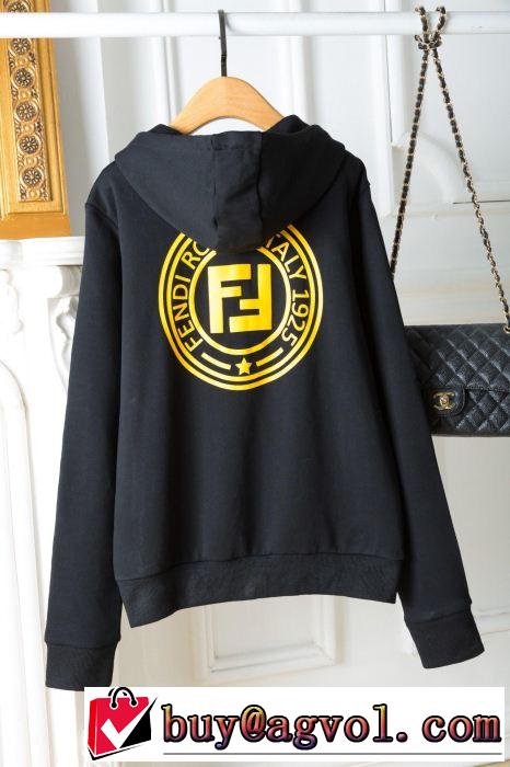 優雅で都会的な装いに仕上げ フェンディ FENDI 上下セット2019春夏は人気定番