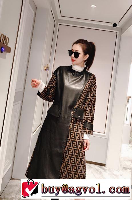 スカート　秋冬ファッションコーディネートフェンディ最重要！2019秋冬トレンド　 FENDI 人気ファッション雑誌でも掲載