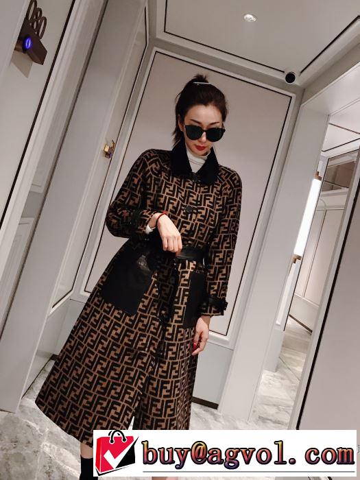 最新トレンドコーデおすすめ　スカート 使いやすさのトレンド　フェンディ機能性が良くブランド新品　FENDI 2019-2020秋冬のファッション