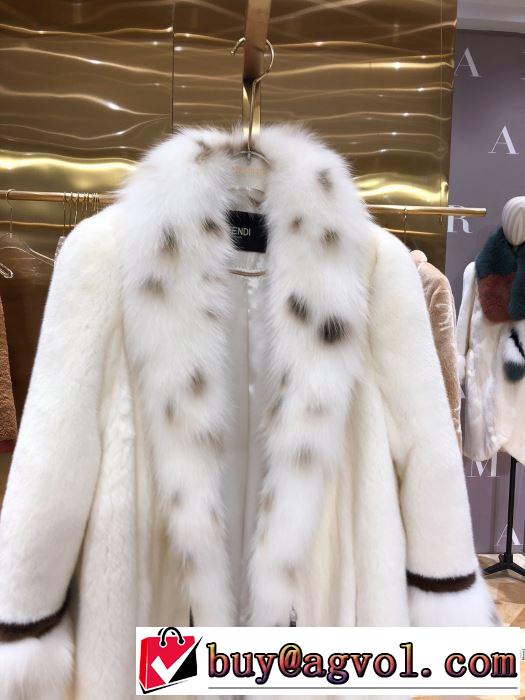おしゃれさんはいち早く取り　フェンディ 2019秋、イチオシ上品　FENDI　コート 新作アイテムが今年流