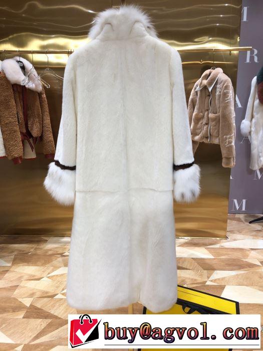 おしゃれさんはいち早く取り　フェンディ 2019秋、イチオシ上品　FENDI　コート 新作アイテムが今年流