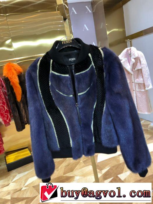 FENDI　秋冬コーデと相性がいい　フェンディ ハーフコートおしゃれなファッションコーデ　2019トレンド秋冬おすすめ安い