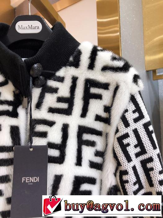最速2019秋冬トレンドブランド　フェンディ FENDI　シンプルに着こなしたい　ハーフコート　今年らしい新しい人気色