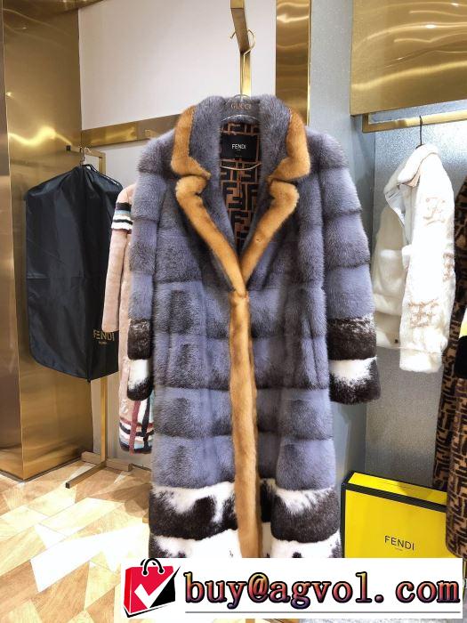 コート　おしゃれでおすすめ今季トレンド　フェンディ 今季トレンドをうまく取り　FENDI　2019トレンドファッション新品　